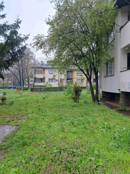 Postojnska | 4zida.rs