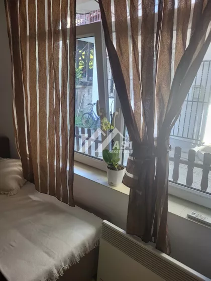 Jevrejska | 4zida.rs