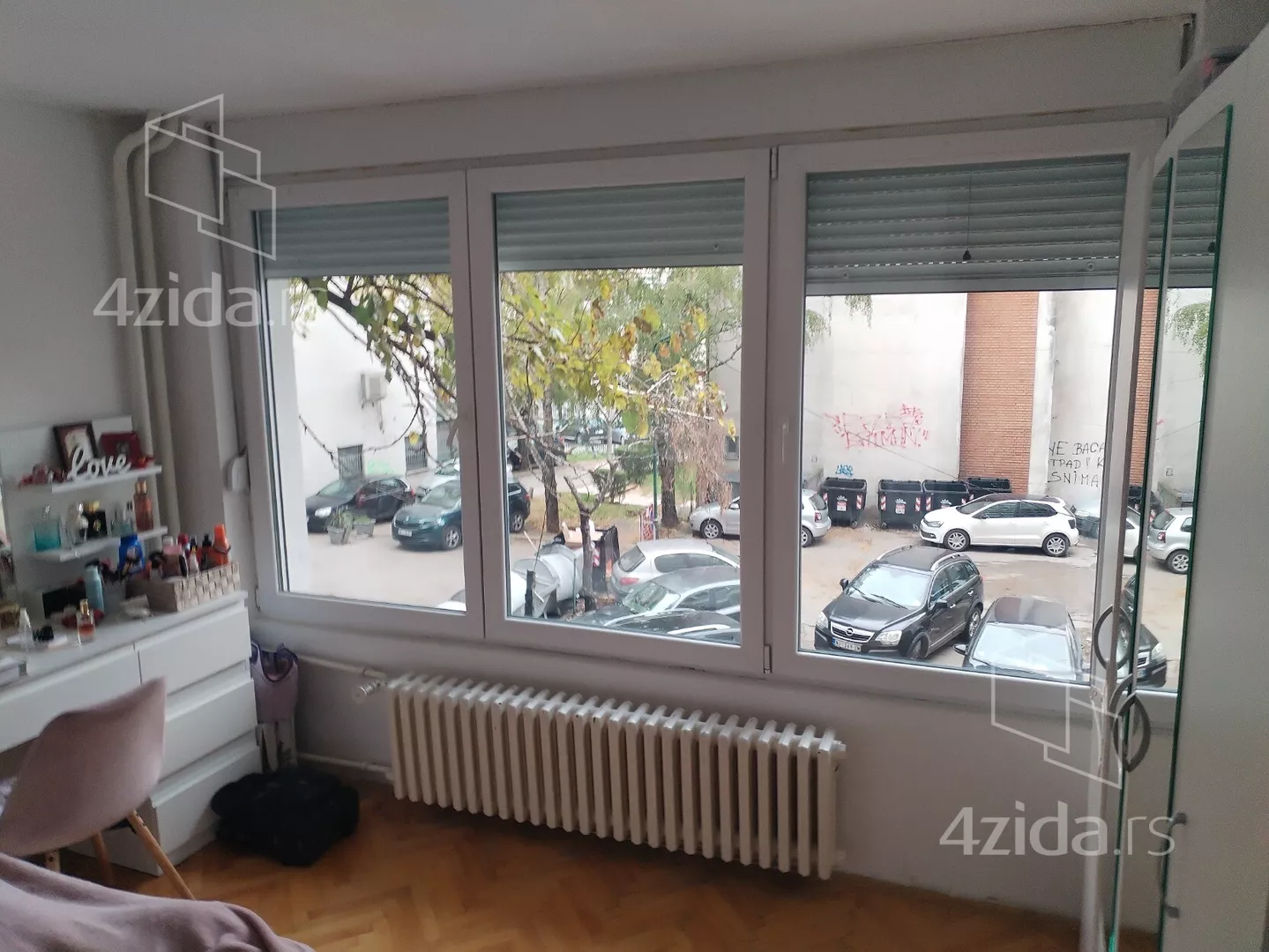 Dvoiposoban stan | 4zida