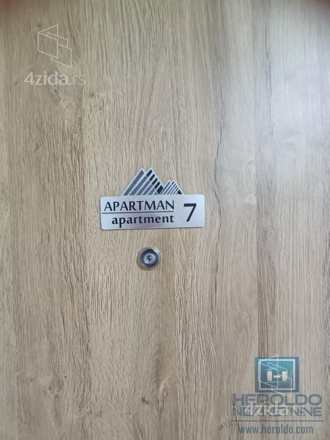 Jednoiposoban stan | 4zida