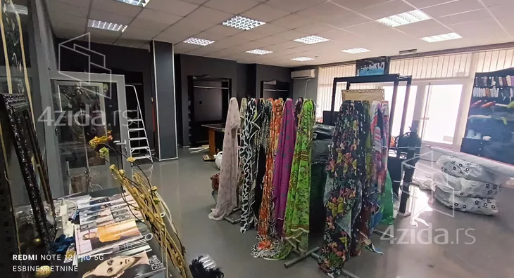 Poslovni prostor | 4zida