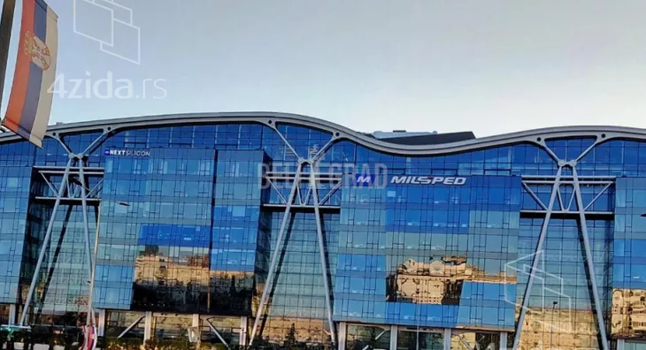 Četvoroiposoban stan | 4zida