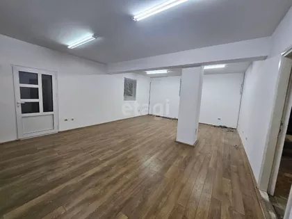 Breskvin Cvet | 4zida.rs