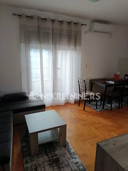 Ugrinovački put | 4zida.rs