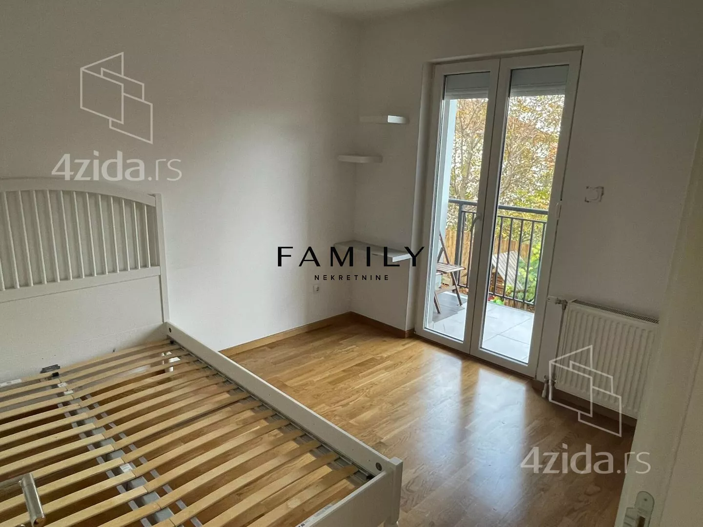 Troiposoban stan | 4zida