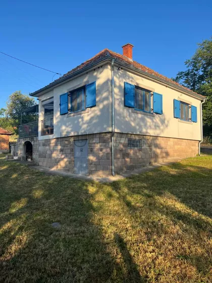 Borač | 4zida.rs