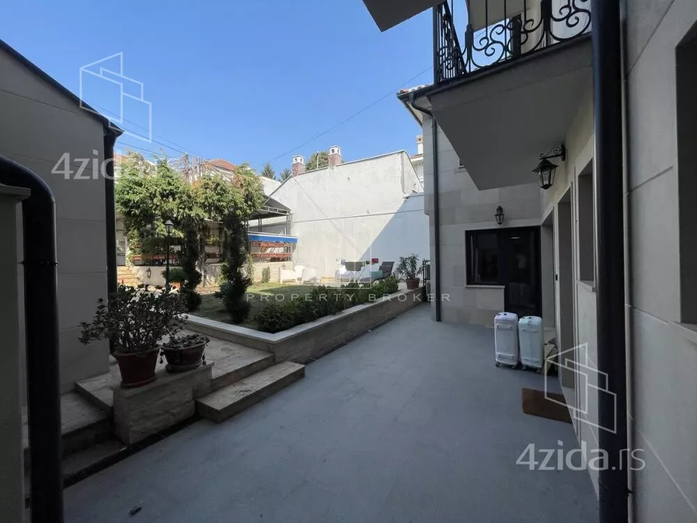 Kuća | 4zida