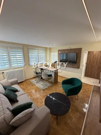 Studentsks | 4zida.rs