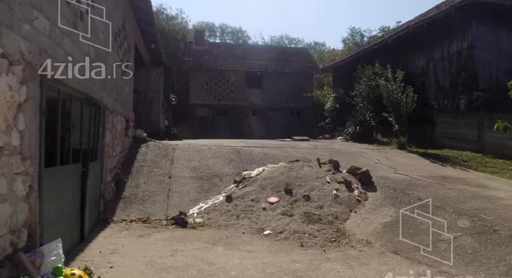 Kuća | 4zida