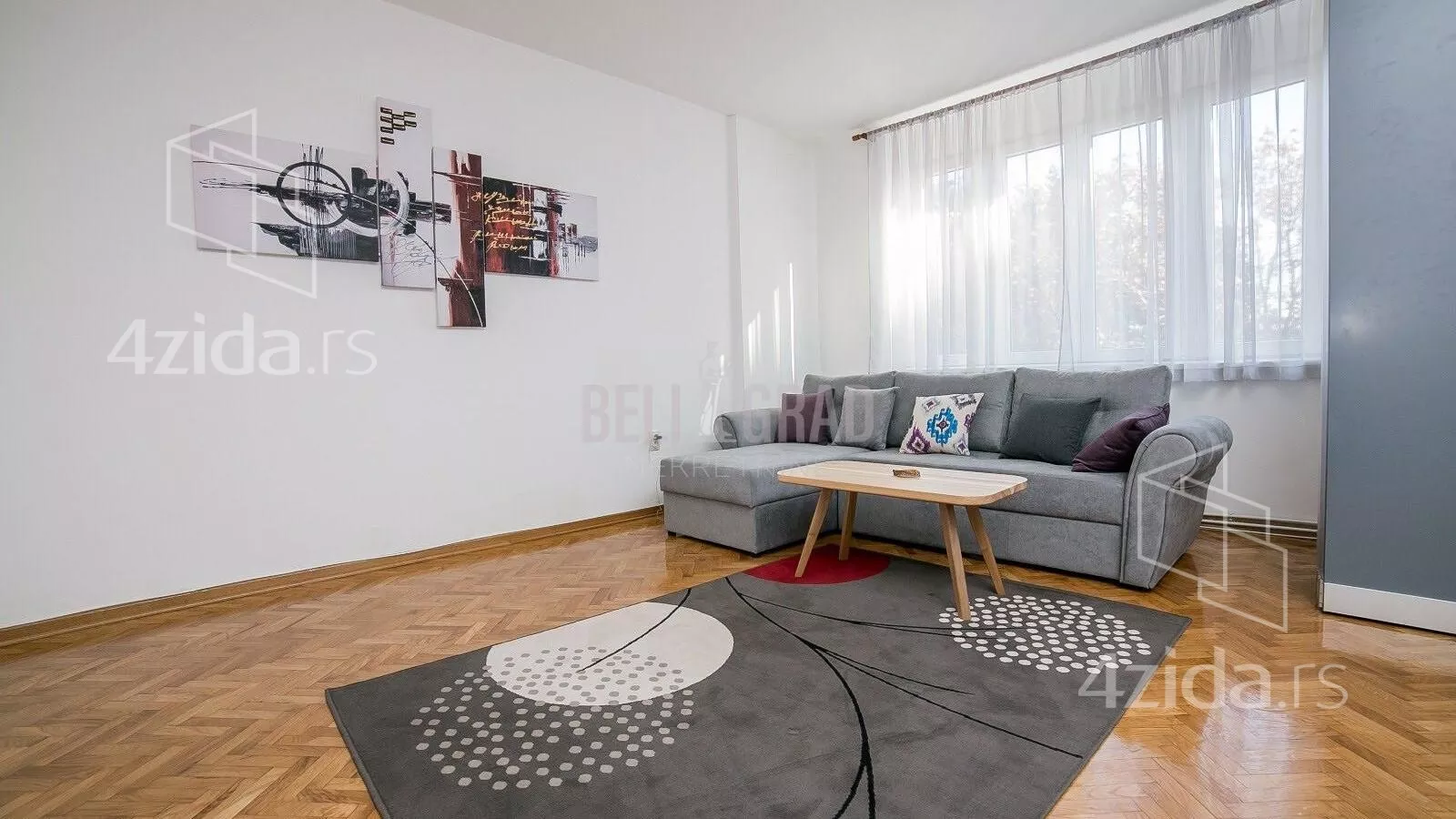 Troiposoban stan | 4zida