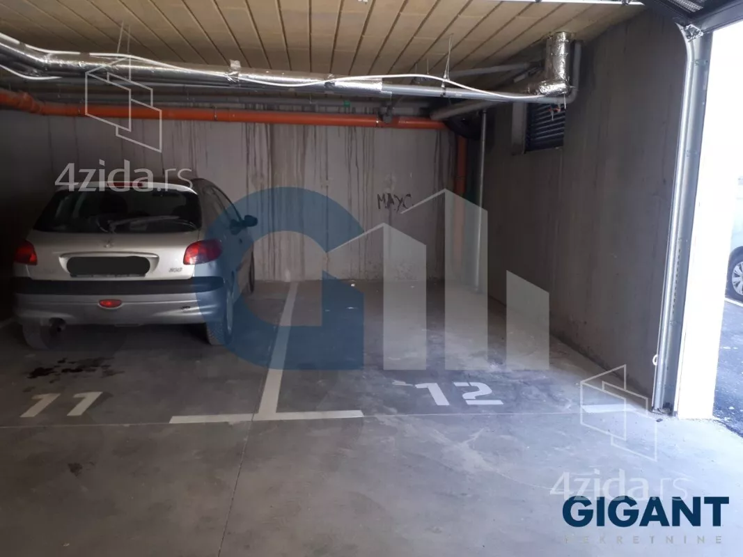 Garaža/Parking | 4zida