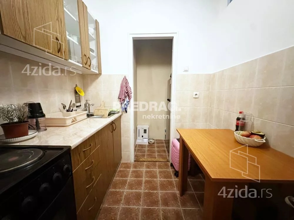 Garsonjera | 4zida