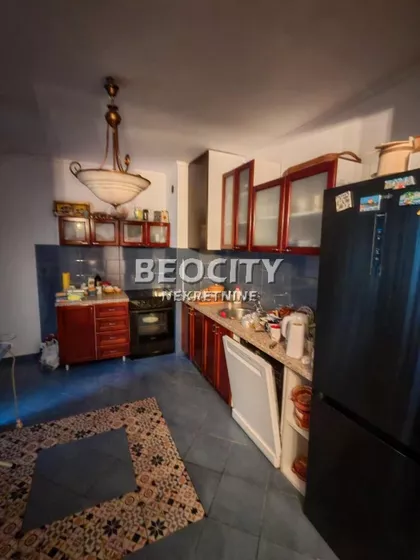 Viktora Novaka | 4zida.rs