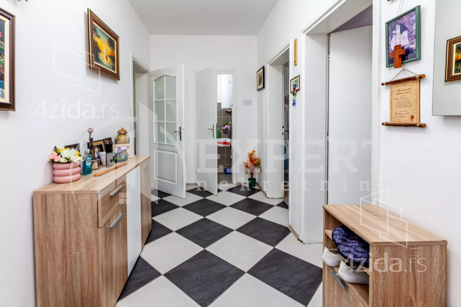 3-etažna kuća | 4zida