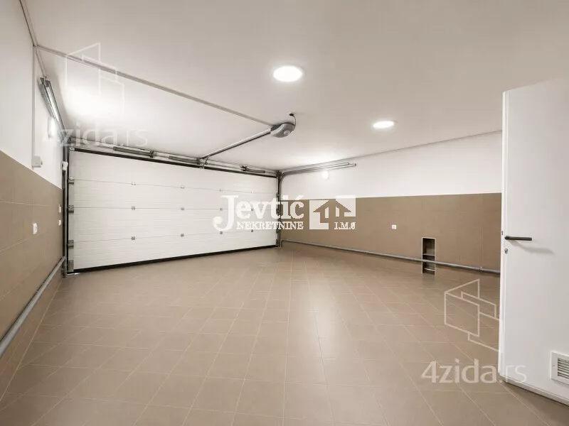 4-etažna kuća | 4zida