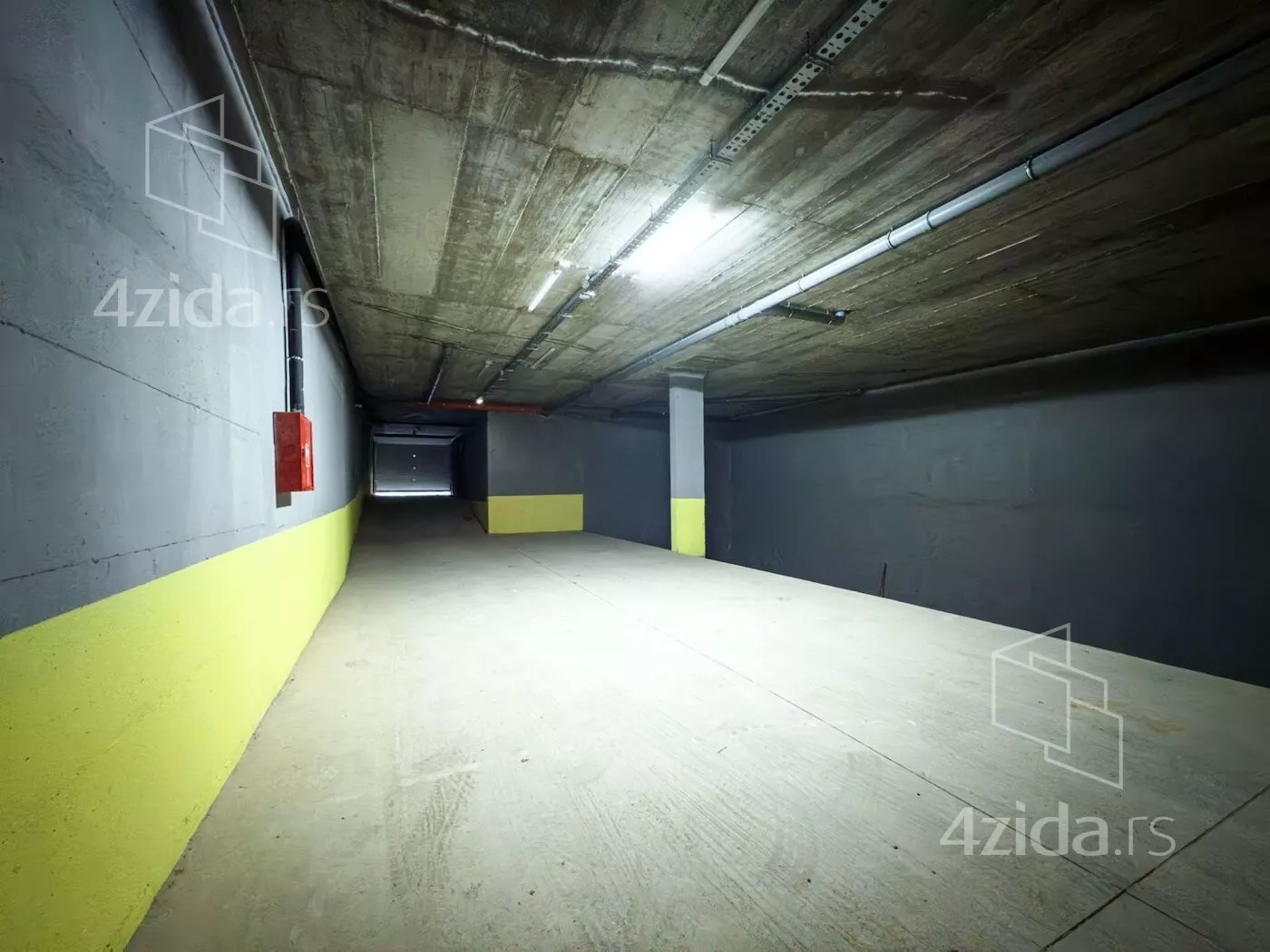 Poslovni prostor | 4zida