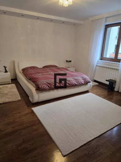 Diane Budisavljević | 4zida.rs