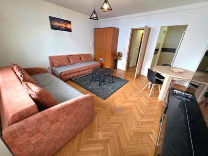 Gradske lokacije | 4zida.rs