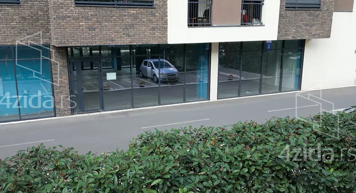 Poslovni prostor | 4zida