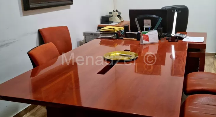 Poslovna zgrada | 4zida