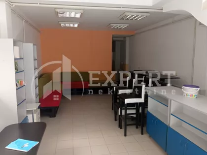 Učitelj Tasina | 4zida.rs