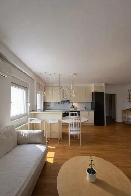 Dr Ivana Ribara | 4zida.rs