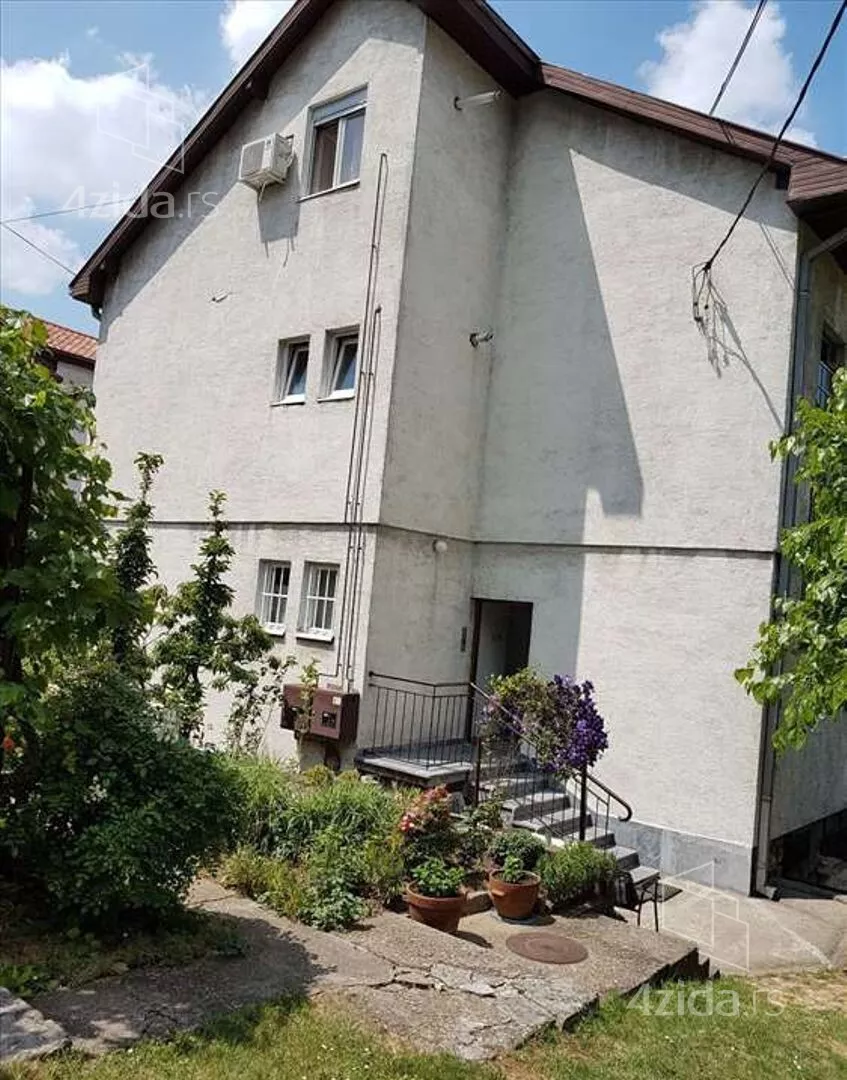 3-etažna kuća | 4zida