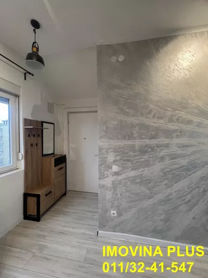 Francuska | 4zida.rs