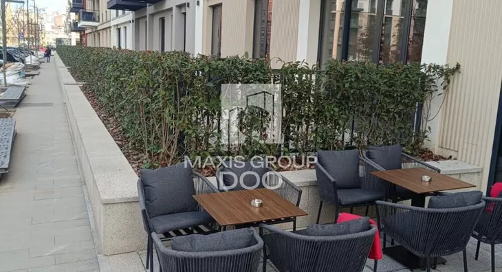 Poslovni prostor | 4zida