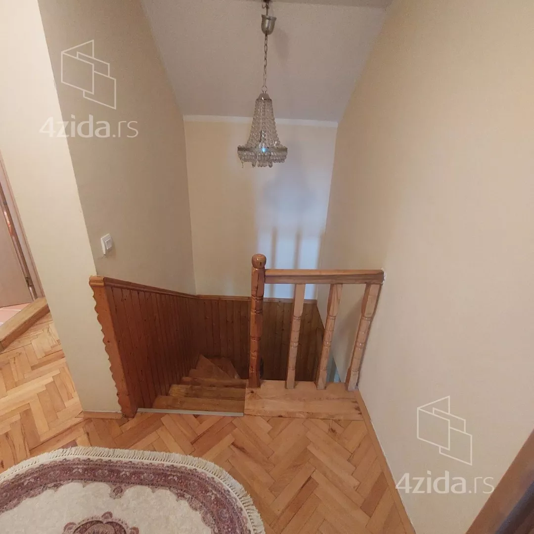 3-etažna kuća | 4zida