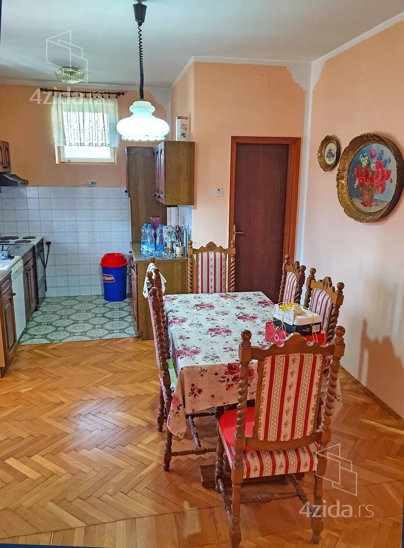 Kuća | 4zida