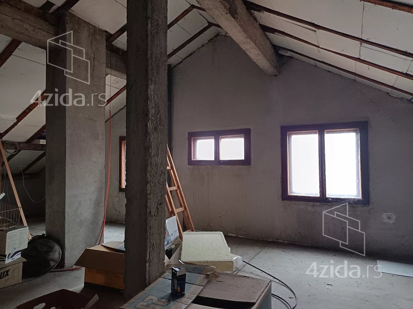3-etažna kuća | 4zida