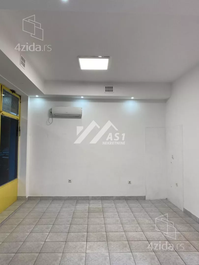 Lokal | 4zida