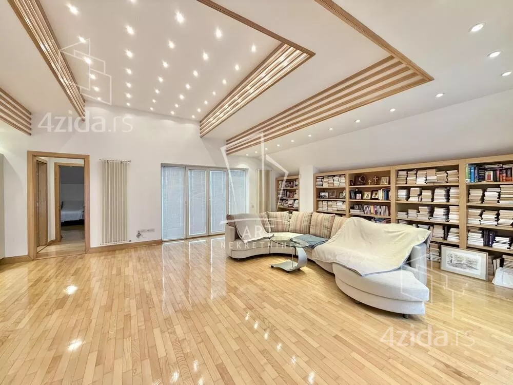 3-etažna kuća | 4zida