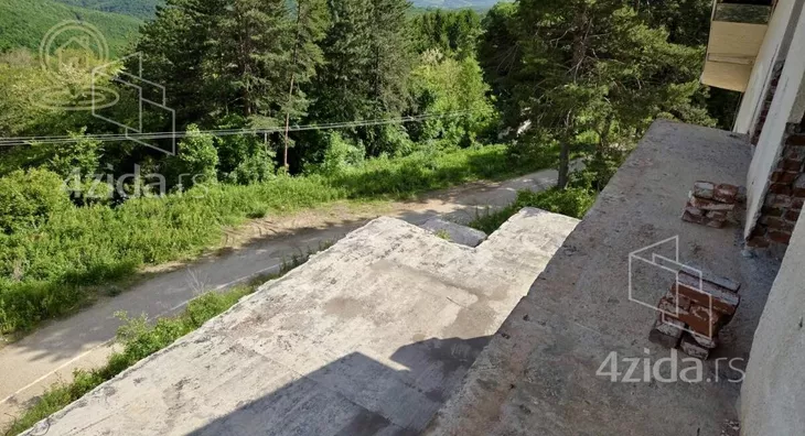 Ugostiteljski objekat | 4zida