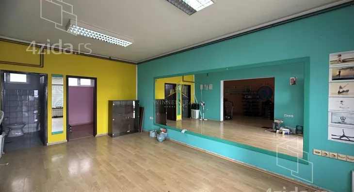 Poslovni prostor | 4zida