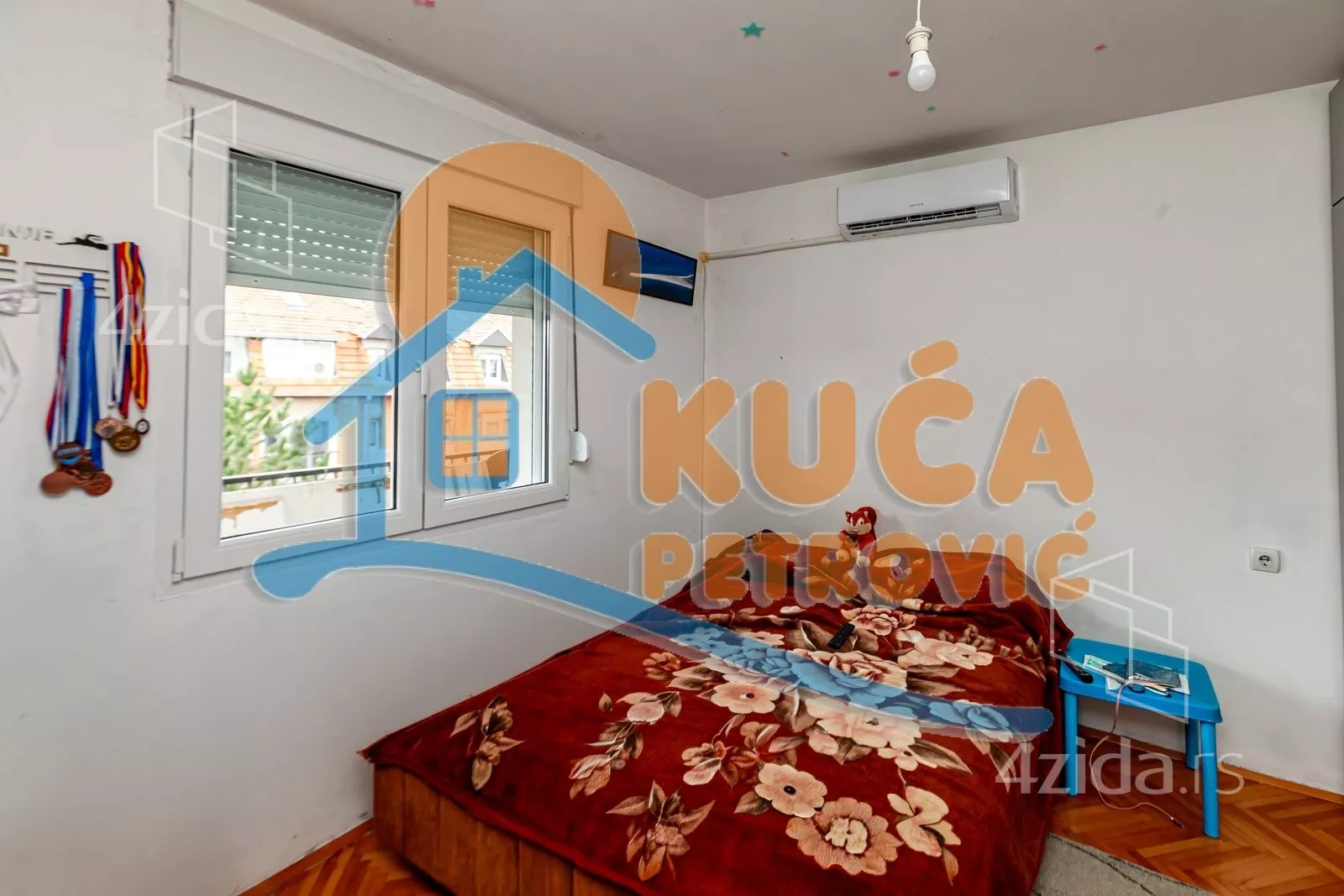 Dvoiposoban stan | 4zida