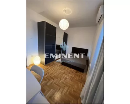 Gospodara Vučića | 4zida.rs