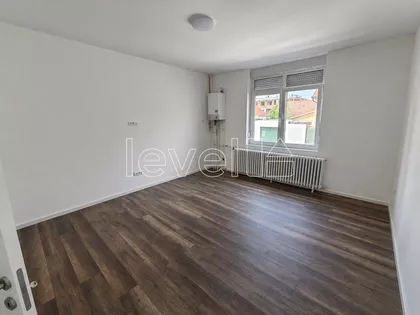 Petrovaradin | 4zida.rs