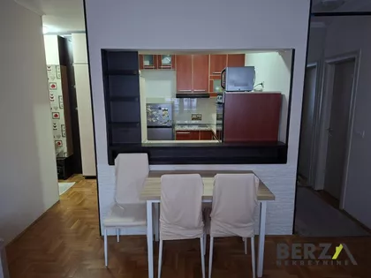 Cara Dušana | 4zida.rs