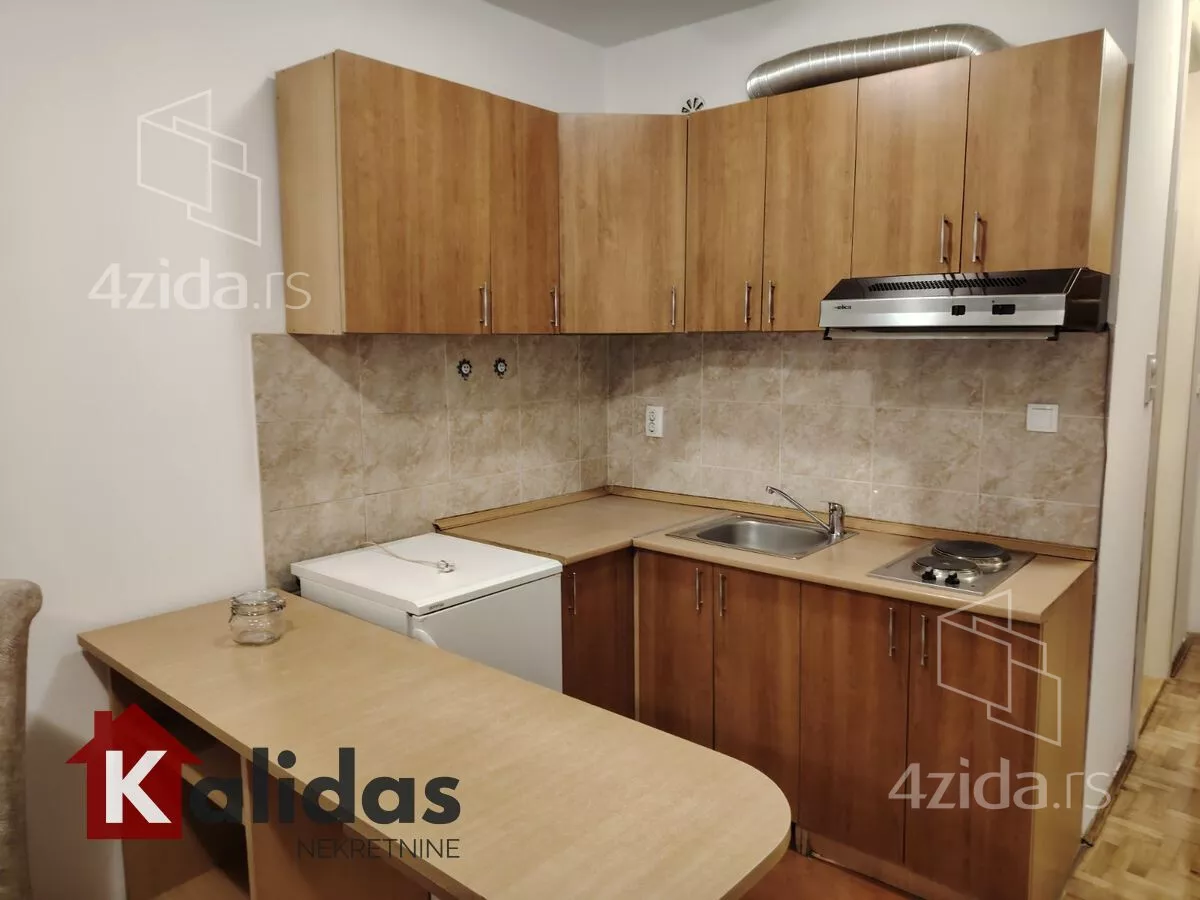 Garsonjera | 4zida