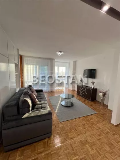 Bulevar Milutina Milankovica | 4zida.rs