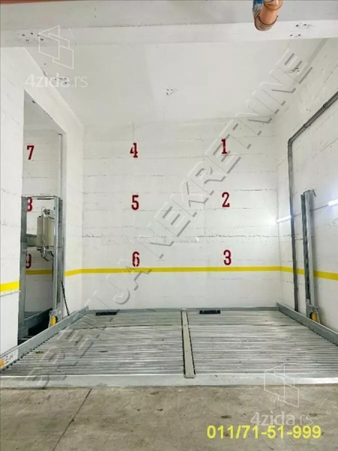 Troiposoban stan | 4zida