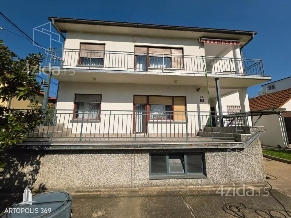 3-etažna kuća | 4zida