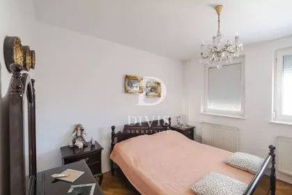 Antifašističke Borbe | 4zida.rs