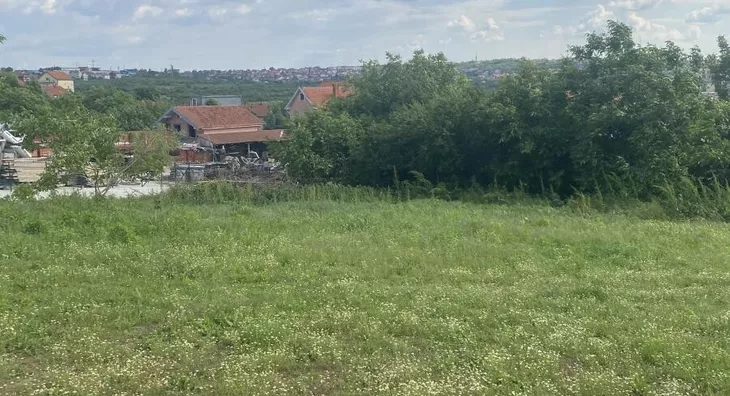 Plac | 4zida