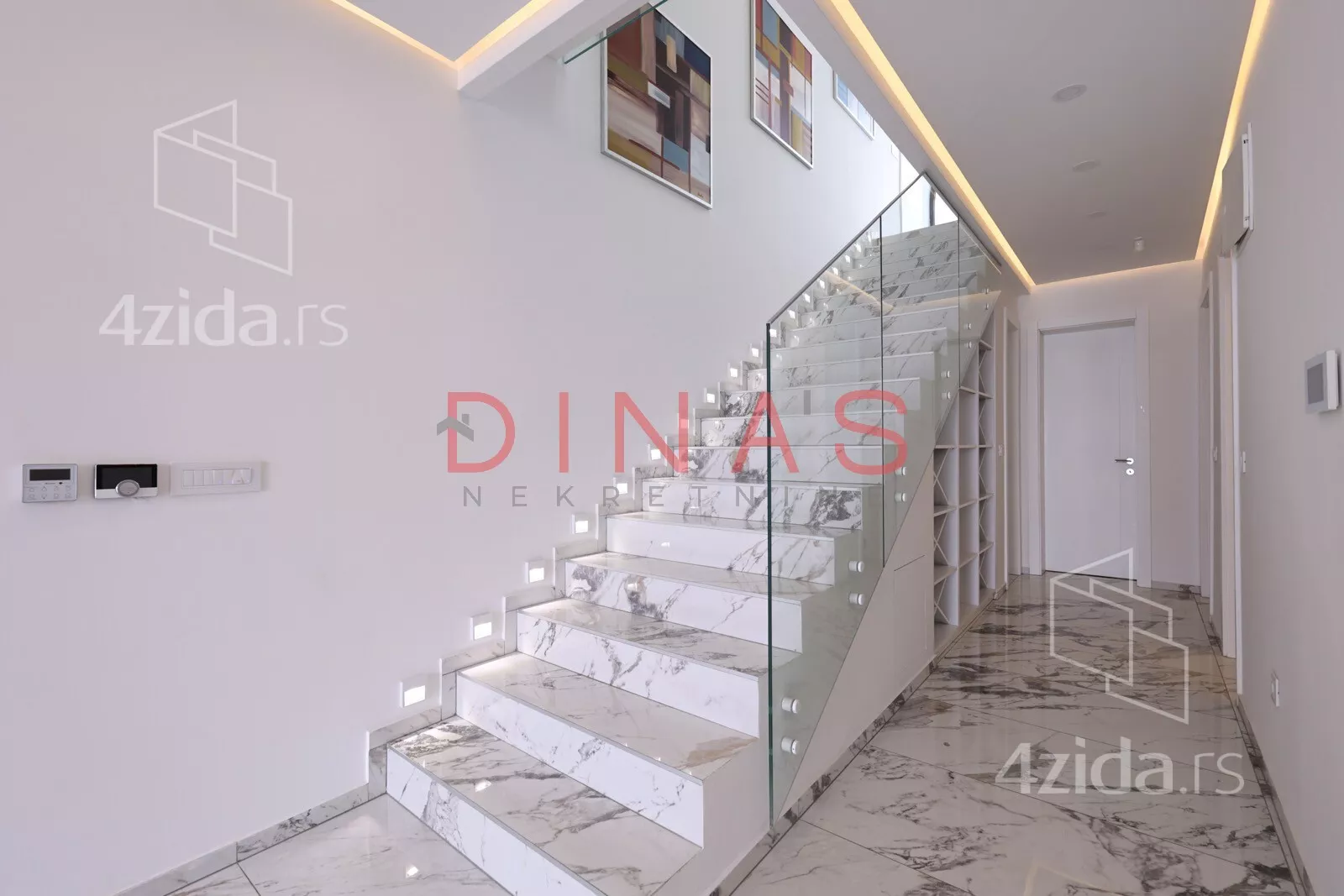 Kuća | 4zida