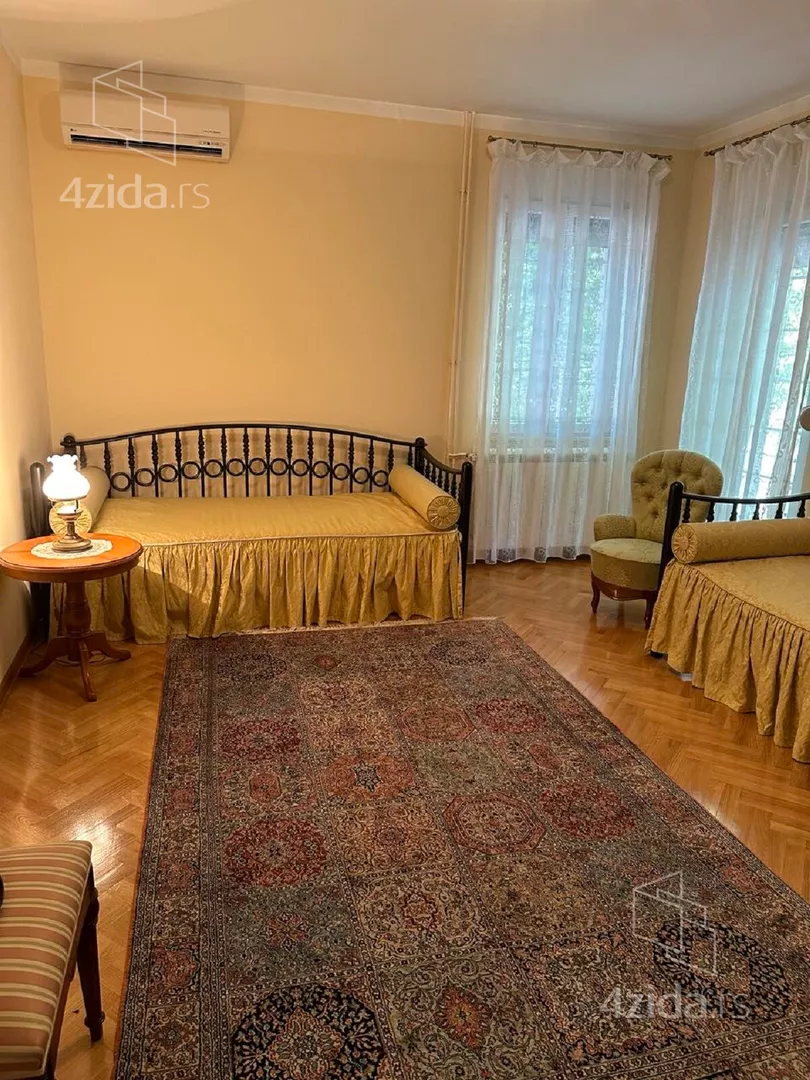 5-etažna kuća | 4zida