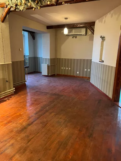 Cara Dušana | 4zida.rs