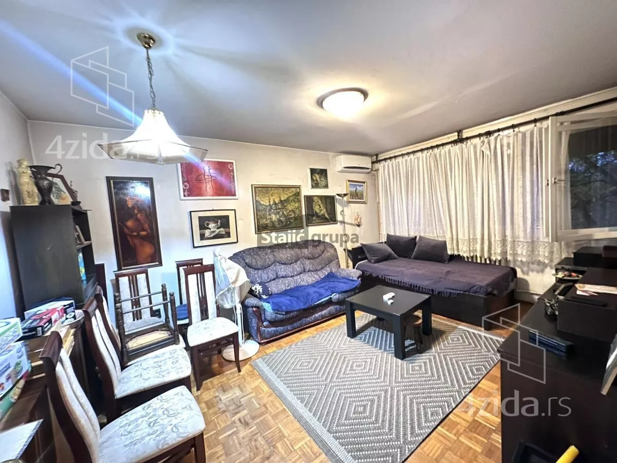 Troiposoban stan | 4zida